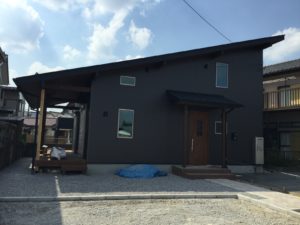ひらたさま
